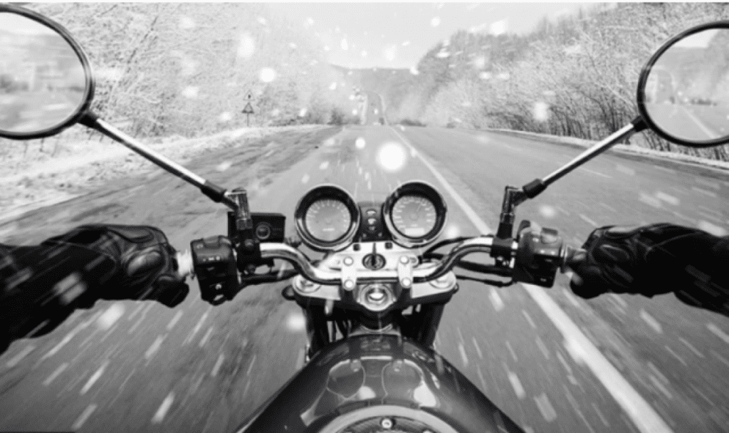 vožnja motocikla zimi